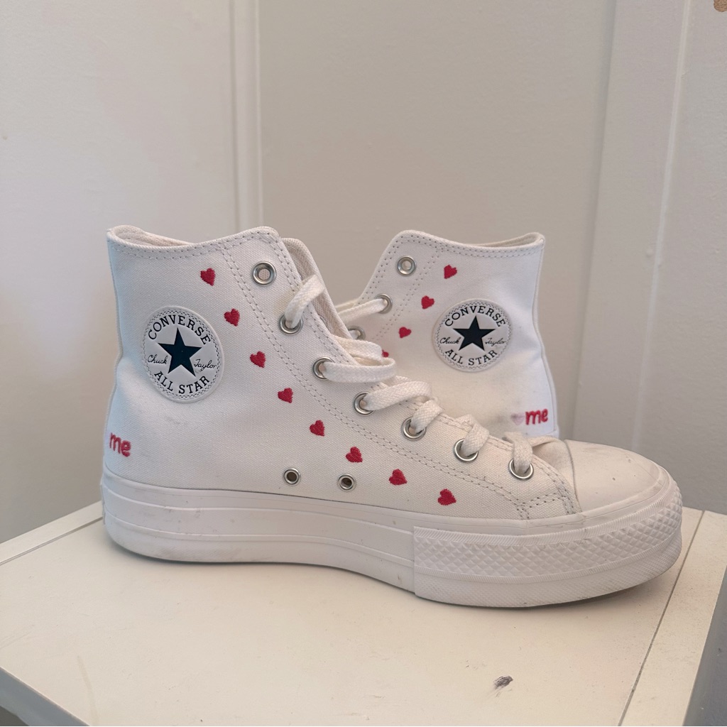 Converse High Platform Heart Sneakers Womens 10 Valentineâs Day 2022